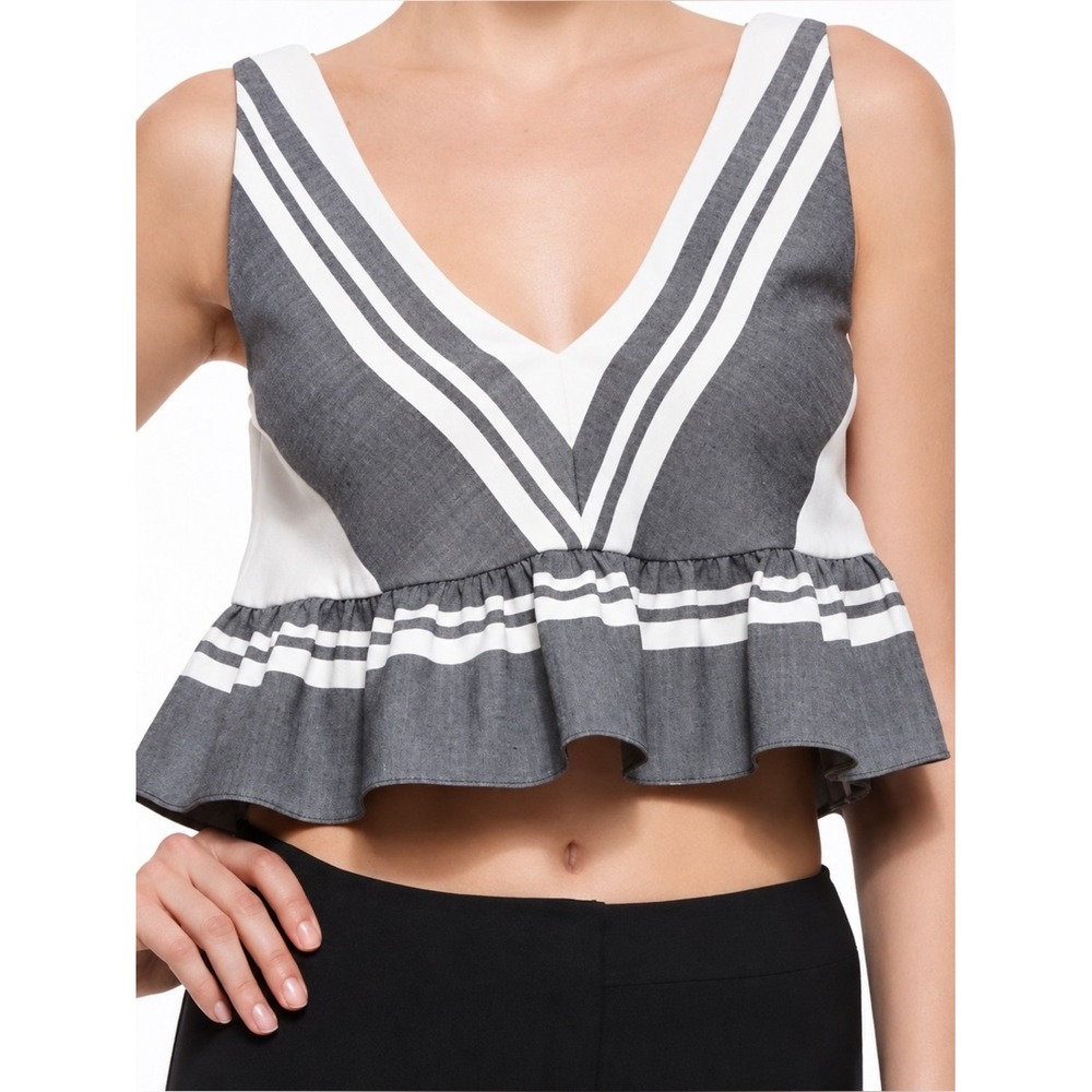 ELIZABETH and JAMES XS Gray White‎ Striped Peplum Crop Top Sleeveless V Neck
